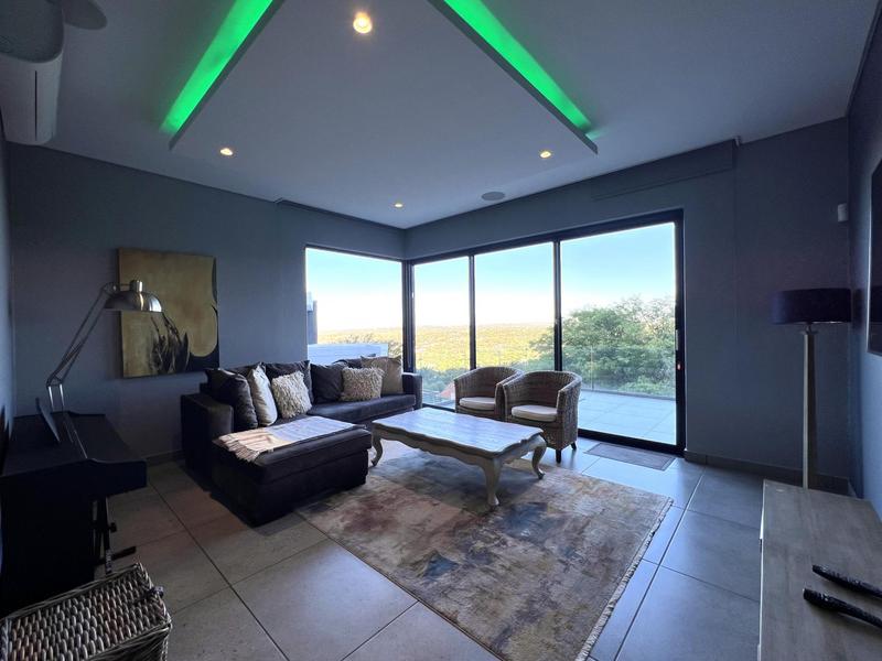 6 Bedroom Property for Sale in Featherbrooke Estate Gauteng