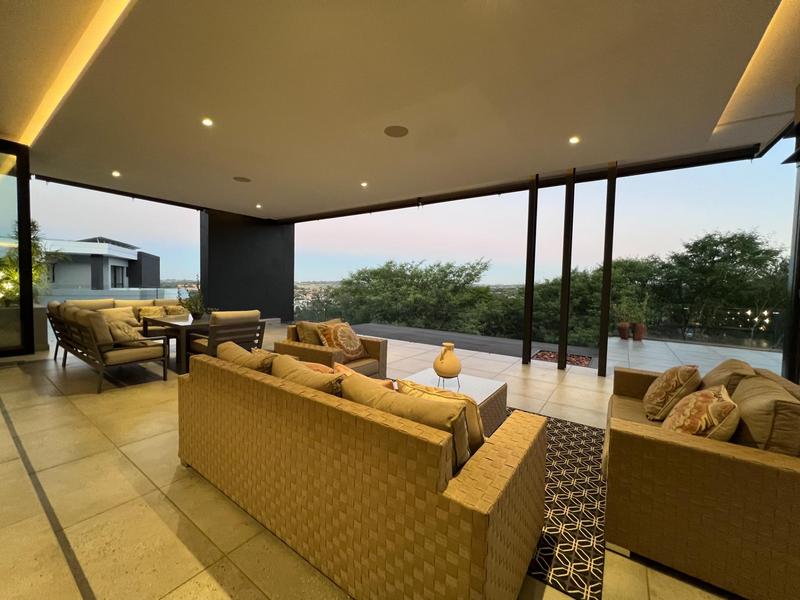 6 Bedroom Property for Sale in Featherbrooke Estate Gauteng