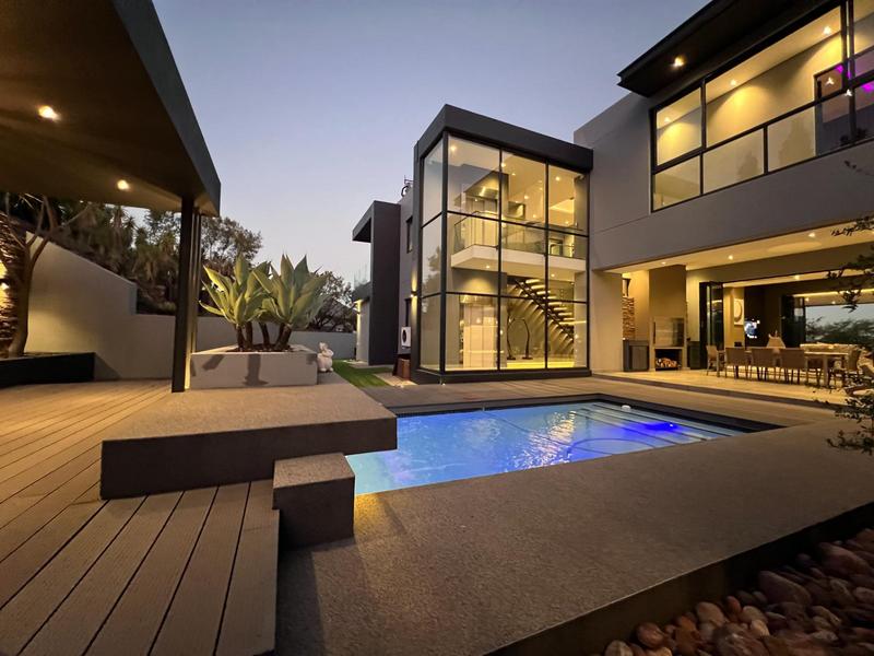 6 Bedroom Property for Sale in Featherbrooke Estate Gauteng