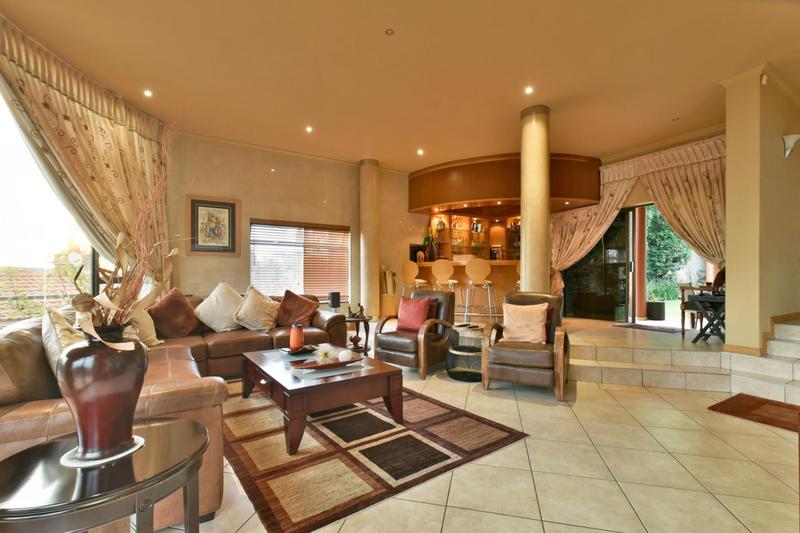 5 Bedroom Property for Sale in Bassonia Estate Gauteng