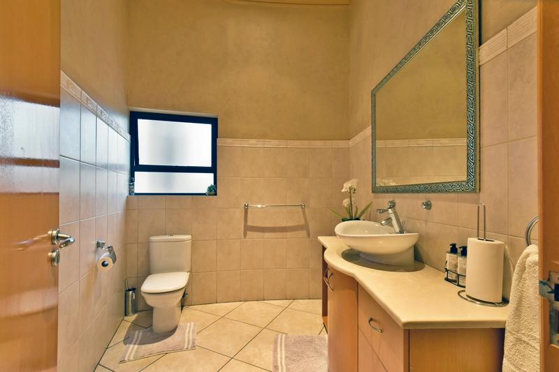 5 Bedroom Property for Sale in Bassonia Estate Gauteng