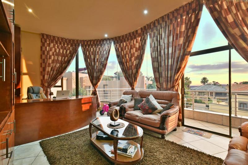 5 Bedroom Property for Sale in Bassonia Estate Gauteng