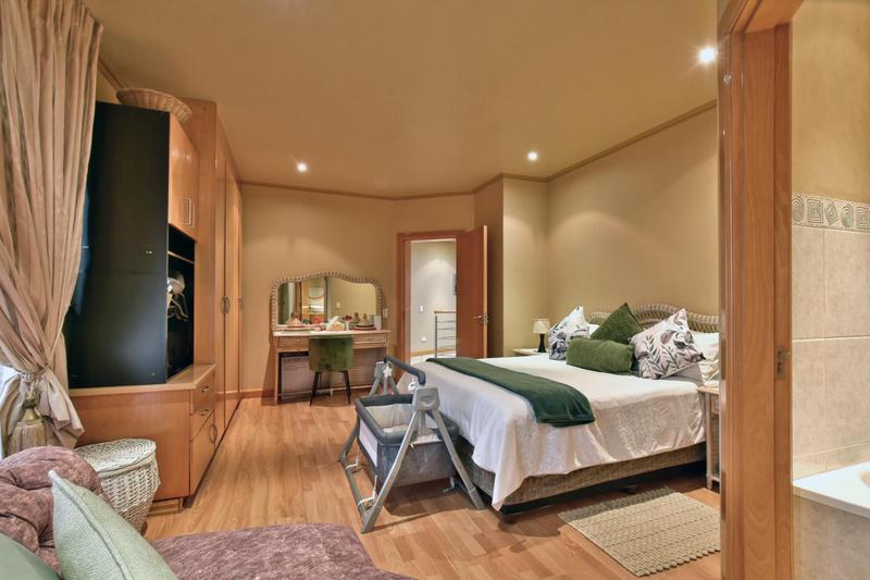 5 Bedroom Property for Sale in Bassonia Estate Gauteng