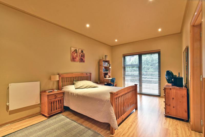 5 Bedroom Property for Sale in Bassonia Estate Gauteng