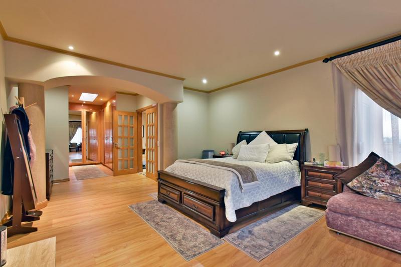 5 Bedroom Property for Sale in Bassonia Estate Gauteng