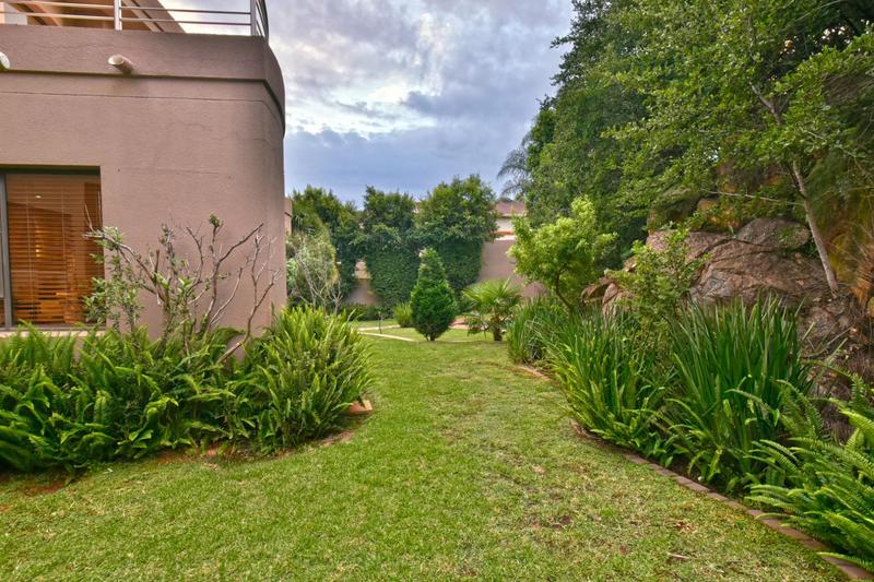 5 Bedroom Property for Sale in Bassonia Estate Gauteng