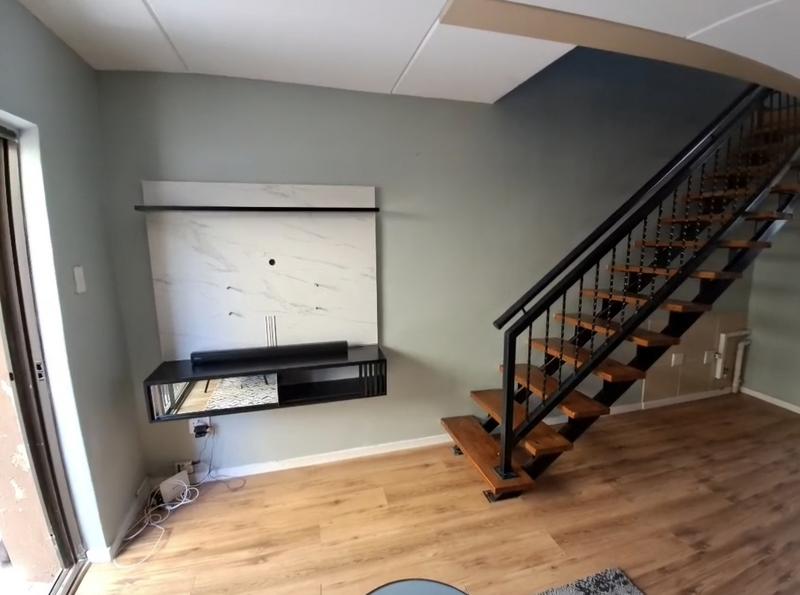 2 Bedroom Property for Sale in Gezina Gauteng