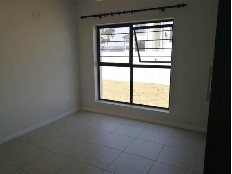 To Let 3 Bedroom Property for Rent in Petervale Gauteng