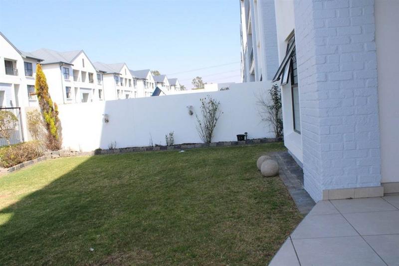 To Let 3 Bedroom Property for Rent in Petervale Gauteng