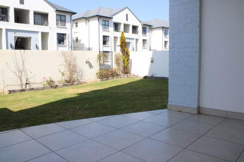 To Let 3 Bedroom Property for Rent in Petervale Gauteng
