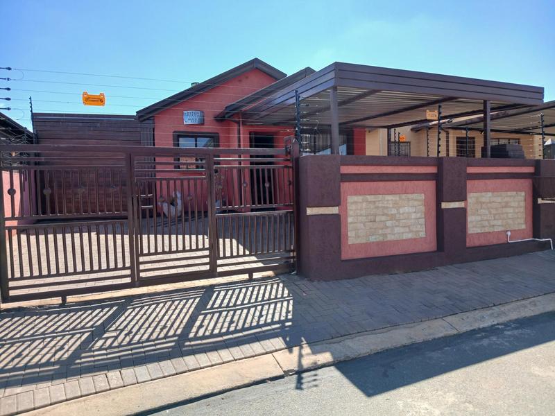 3 Bedroom Property for Sale in Soshanguve VV Gauteng
