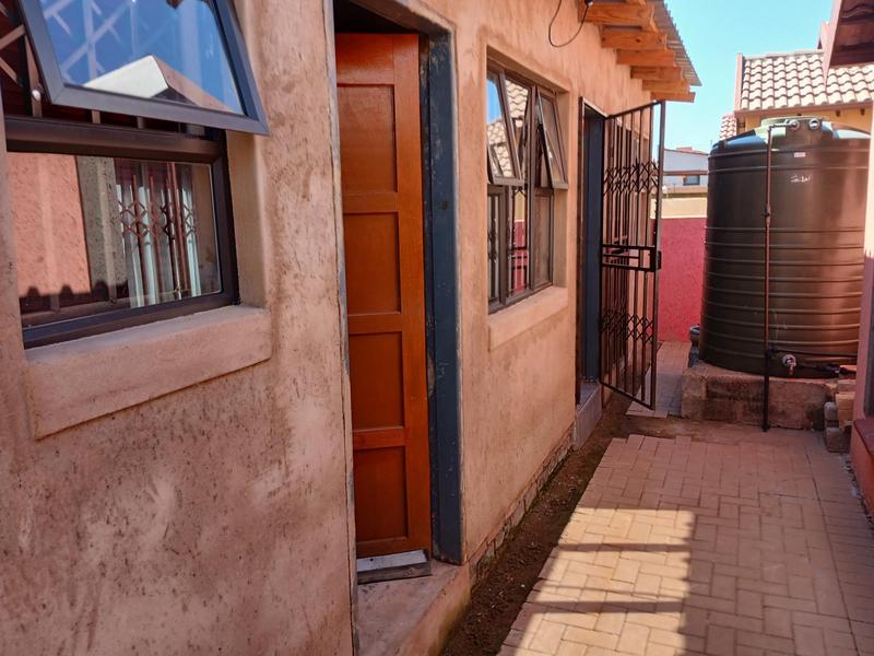 3 Bedroom Property for Sale in Soshanguve VV Gauteng