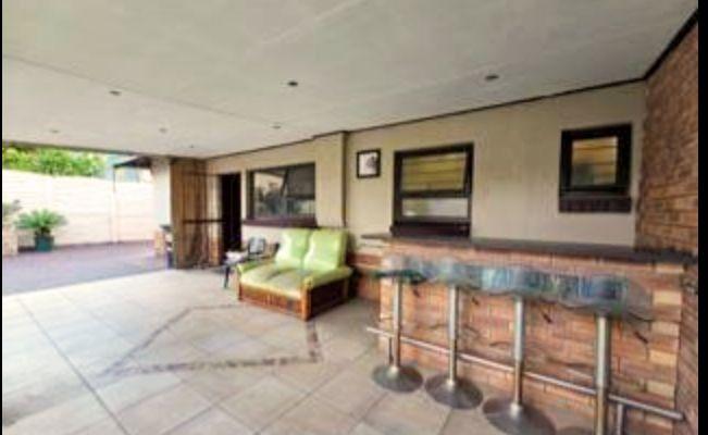 3 Bedroom Property for Sale in South Crest Gauteng