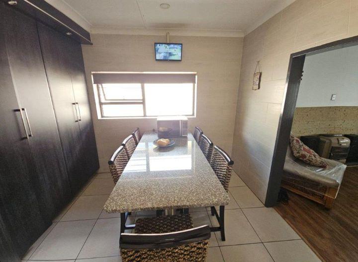 3 Bedroom Property for Sale in South Crest Gauteng