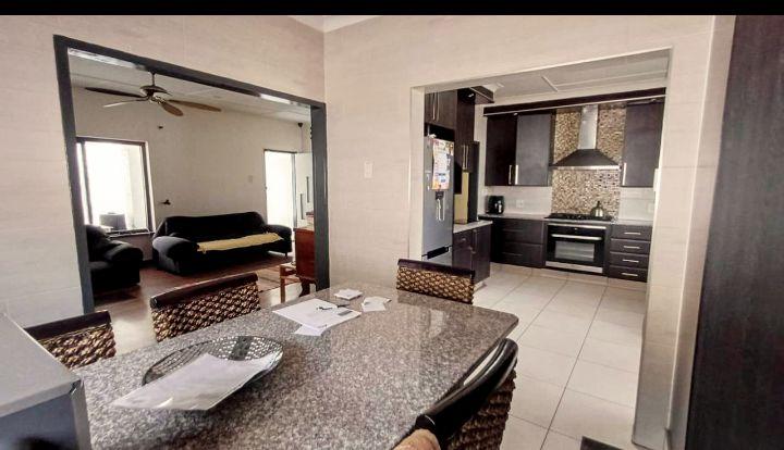 3 Bedroom Property for Sale in South Crest Gauteng