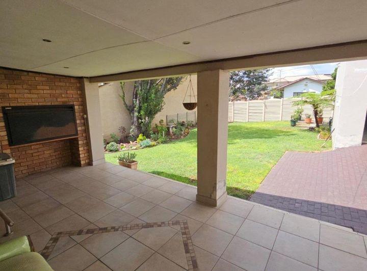 3 Bedroom Property for Sale in South Crest Gauteng