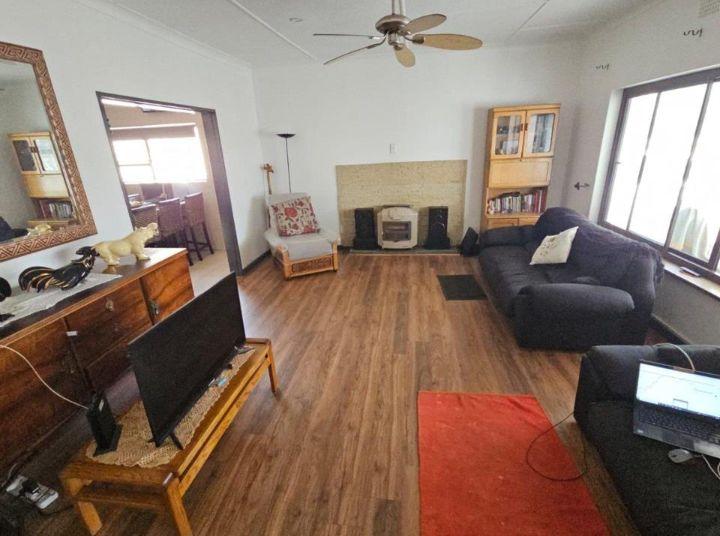 3 Bedroom Property for Sale in South Crest Gauteng