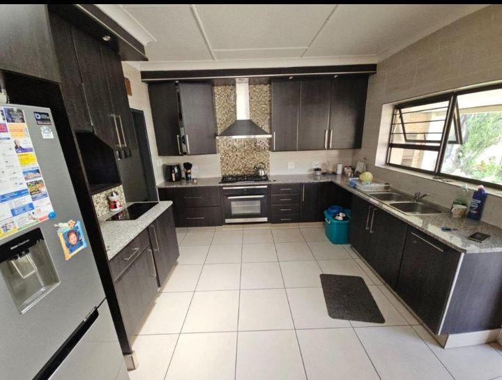 3 Bedroom Property for Sale in South Crest Gauteng