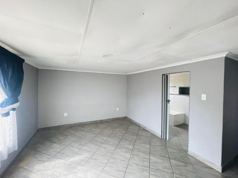 6 Bedroom Property for Sale in New State Area Gauteng