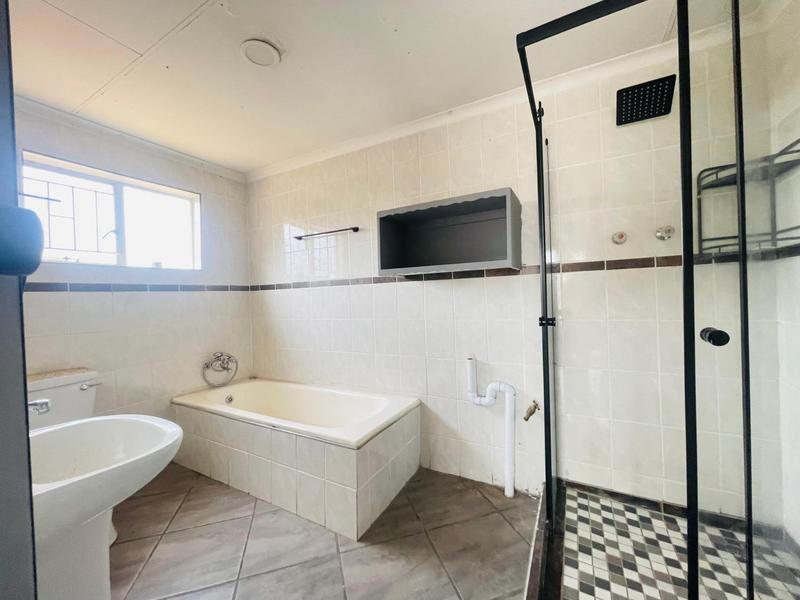 6 Bedroom Property for Sale in New State Area Gauteng