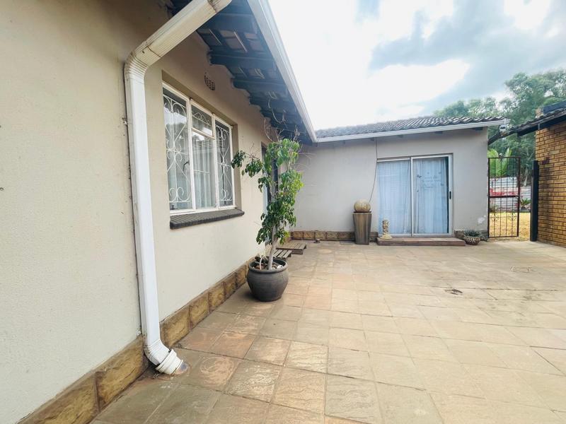 6 Bedroom Property for Sale in New State Area Gauteng