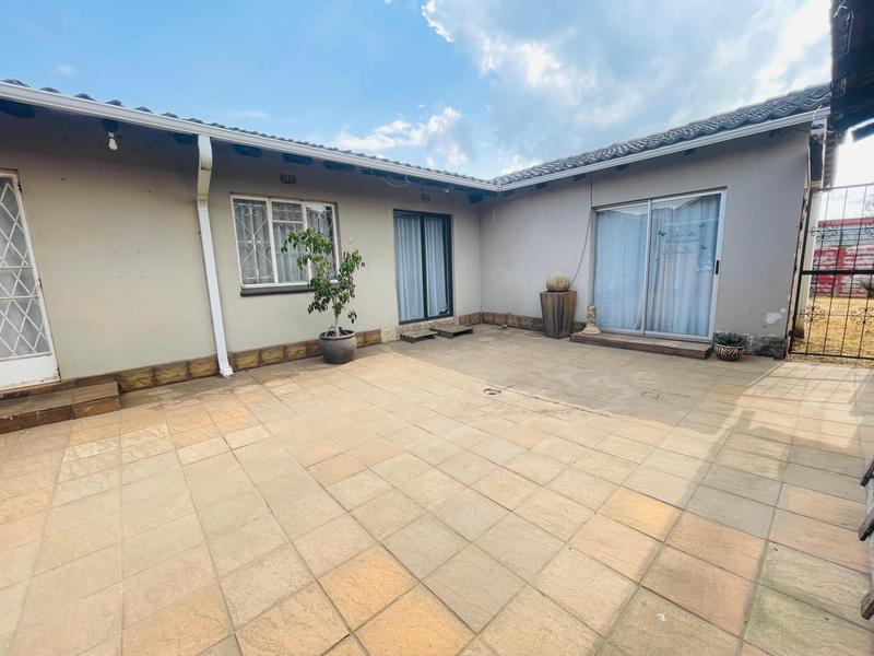6 Bedroom Property for Sale in New State Area Gauteng