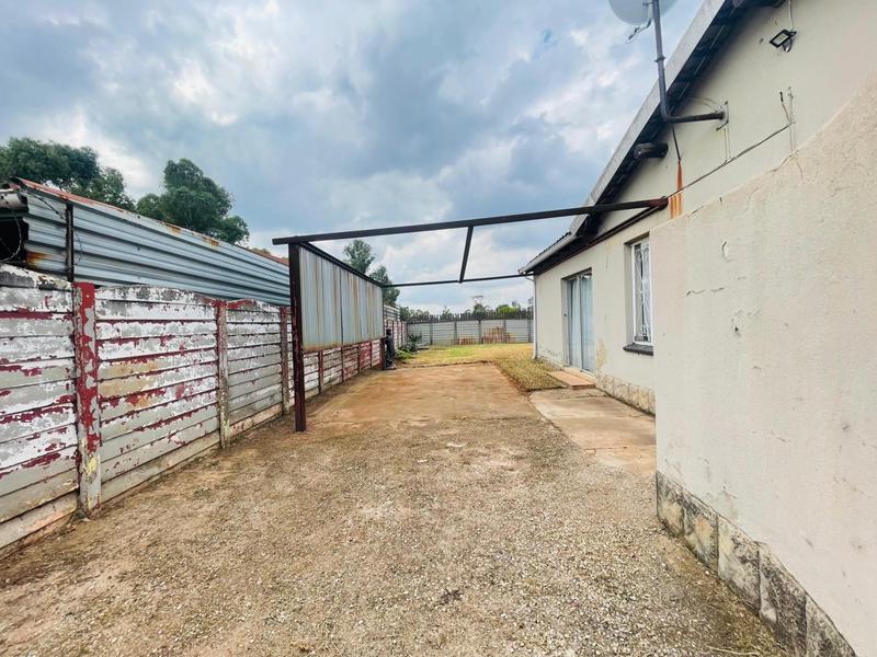 6 Bedroom Property for Sale in New State Area Gauteng