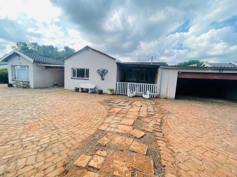 6 Bedroom Property for Sale in New State Area Gauteng