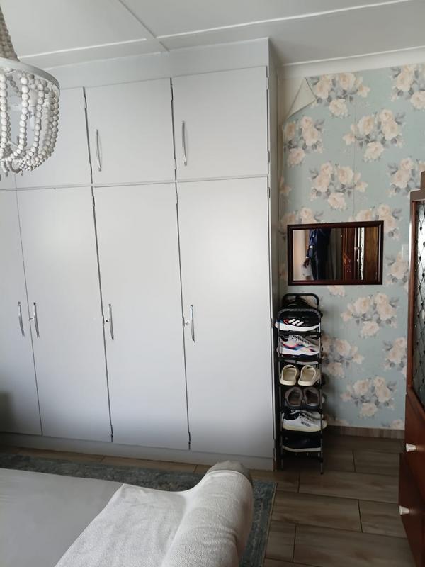 4 Bedroom Property for Sale in Kibler Park Gauteng