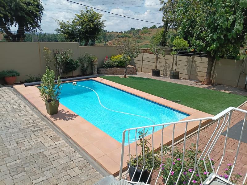 4 Bedroom Property for Sale in Kibler Park Gauteng