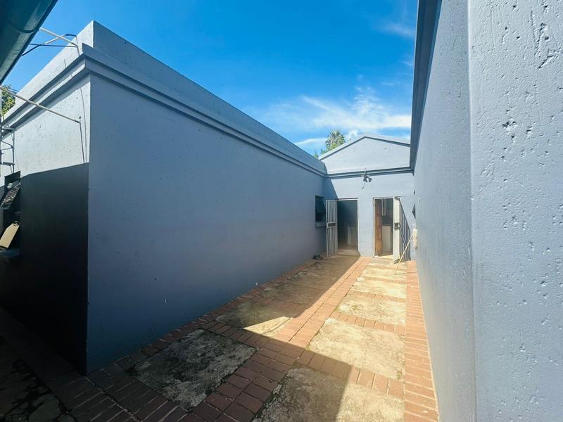 12 Bedroom Property for Sale in Westdene Gauteng