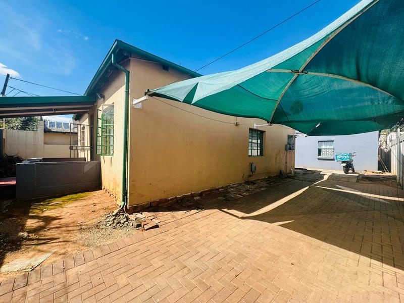 12 Bedroom Property for Sale in Westdene Gauteng