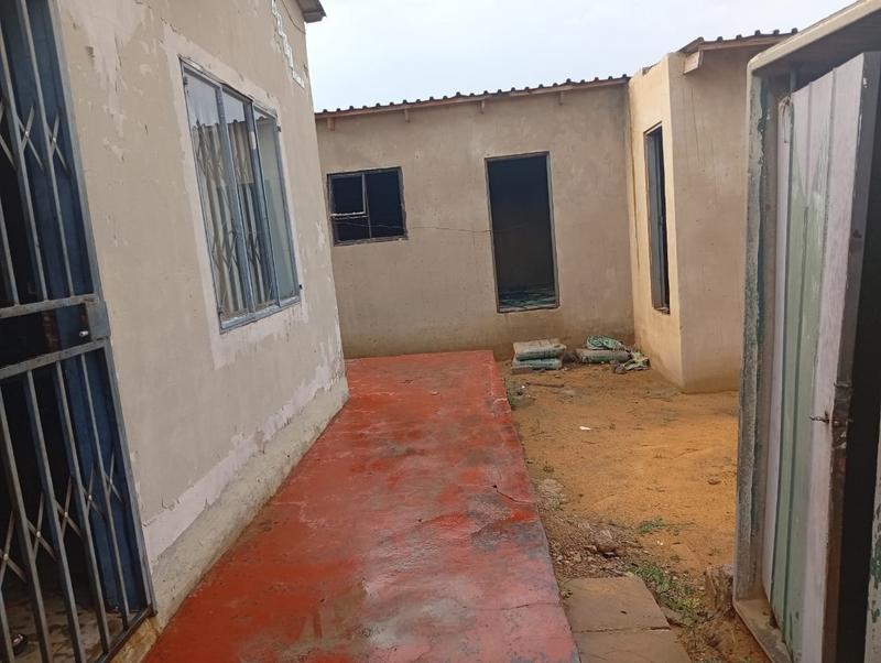 2 Bedroom Property for Sale in Vlakfontein Gauteng