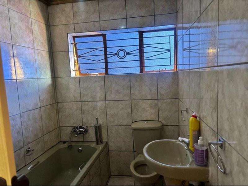 2 Bedroom Property for Sale in Soshanguve South Gauteng