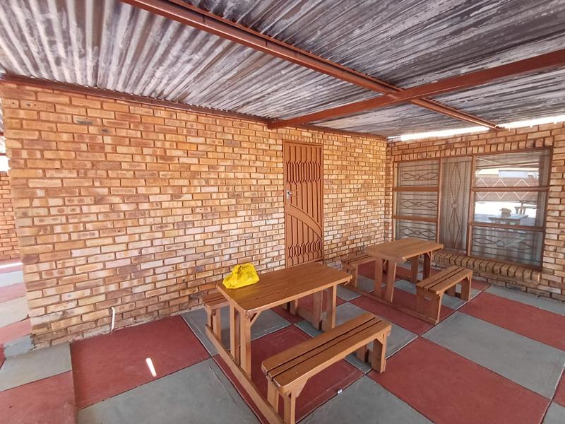 2 Bedroom Property for Sale in Soshanguve South Gauteng