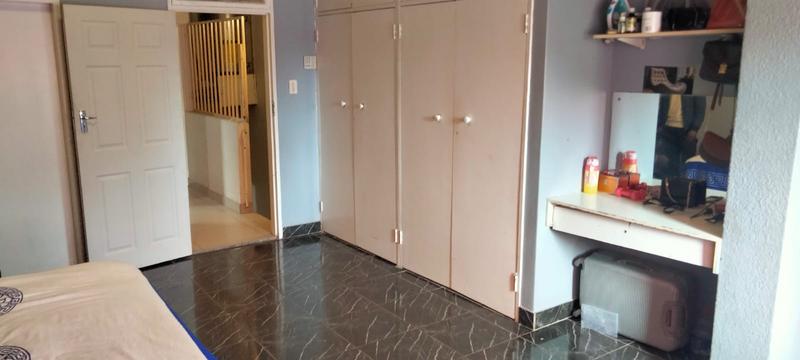 2 Bedroom Property for Sale in Windsor Gauteng