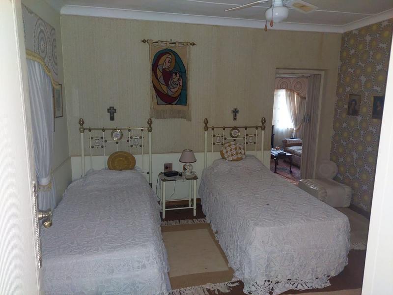 3 Bedroom Property for Sale in Honingneskrans Ah Gauteng