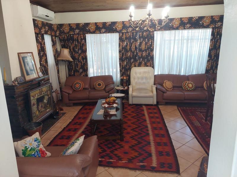 3 Bedroom Property for Sale in Honingneskrans Ah Gauteng