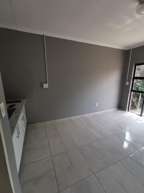 To Let 1 Bedroom Property for Rent in Birch Acres Gauteng