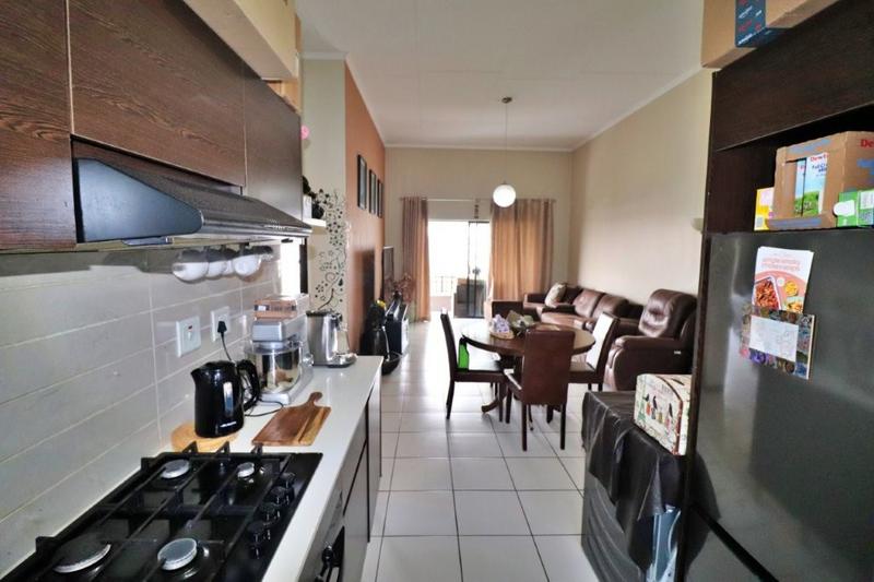 2 Bedroom Property for Sale in Greenstone Hill Gauteng