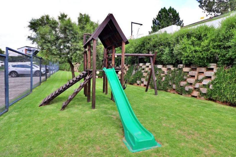 2 Bedroom Property for Sale in Greenstone Hill Gauteng