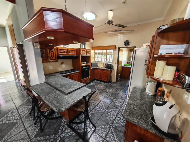 4 Bedroom Property for Sale in Vanderbijlpark SE 3 Gauteng