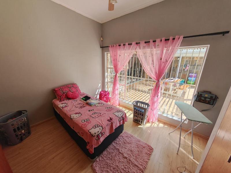 4 Bedroom Property for Sale in Vanderbijlpark SE 3 Gauteng