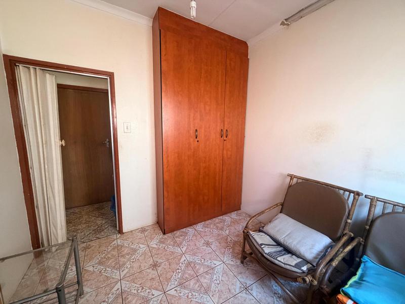 4 Bedroom Property for Sale in Laudium Gauteng