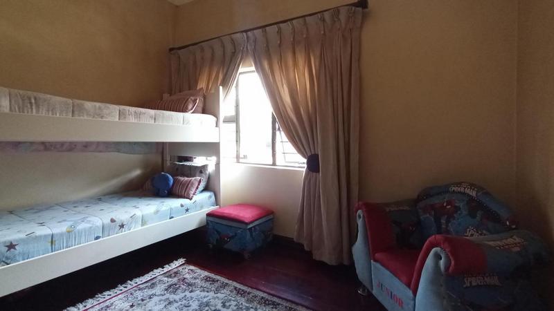 7 Bedroom Property for Sale in Raslouw Gauteng