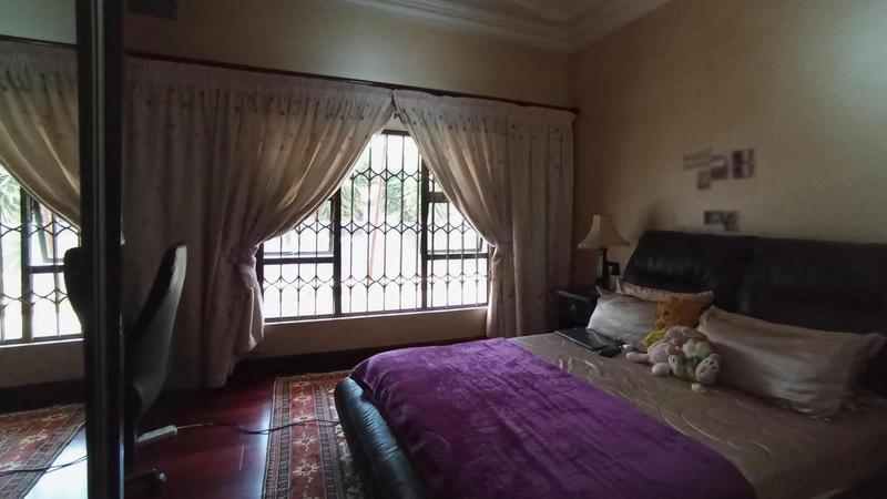 7 Bedroom Property for Sale in Raslouw Gauteng