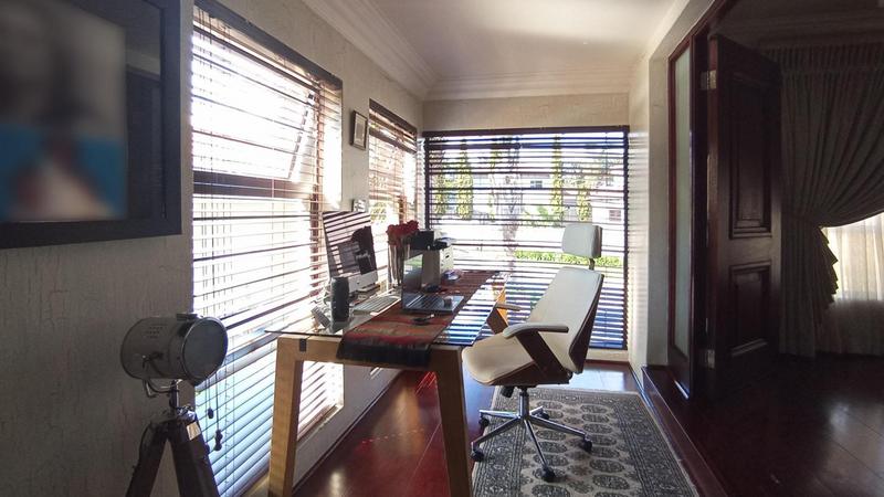 7 Bedroom Property for Sale in Raslouw Gauteng