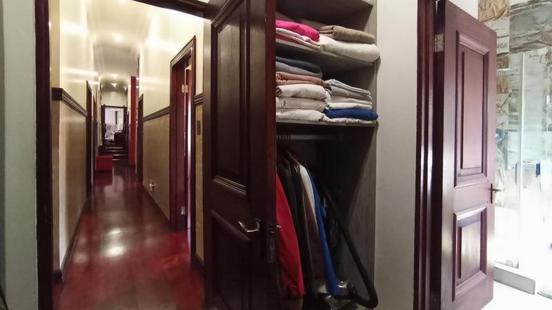 7 Bedroom Property for Sale in Raslouw Gauteng