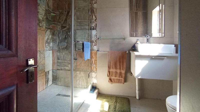 7 Bedroom Property for Sale in Raslouw Gauteng