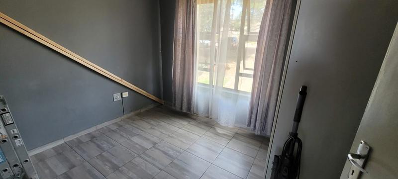 3 Bedroom Property for Sale in Elandsfontein Gauteng